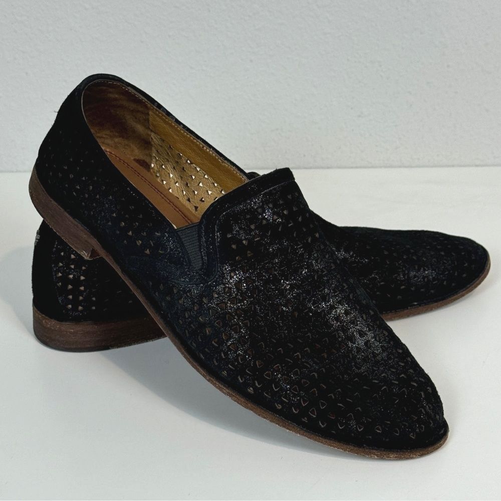 Trask Ali Black Metallic Perforated Suede Loafer 9.5